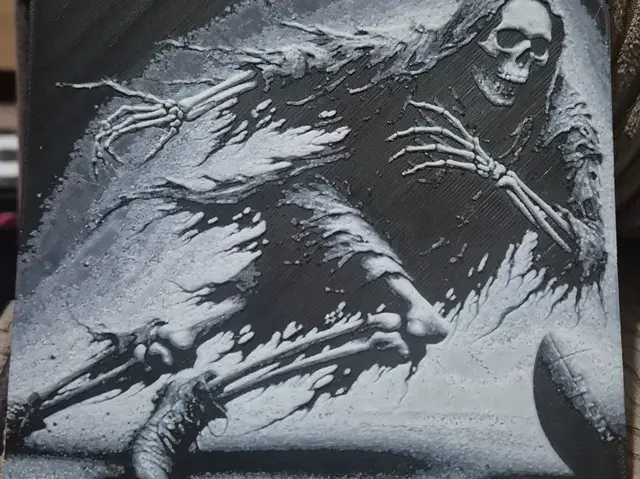 HueForge model: skull american football 3 by Buntsta