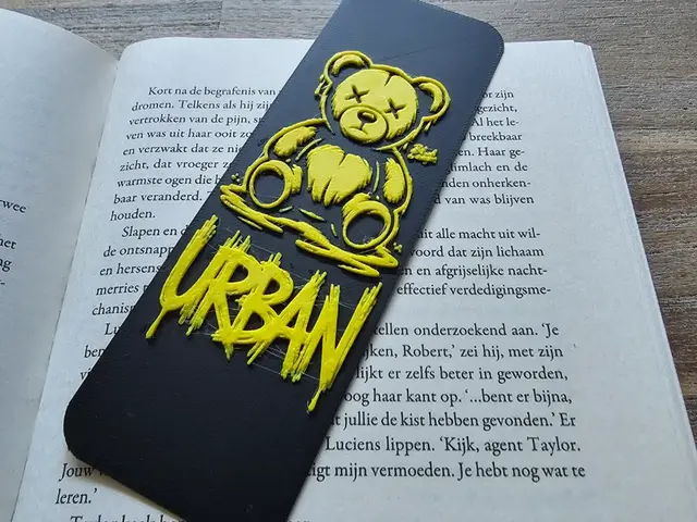 HueForge model: A Beautiful Bookmark, Teddybear Urban Design by BLUSH Designs