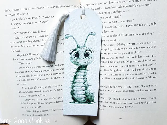 HueForge model: Bookmark, Caterpillar by Dame Jo