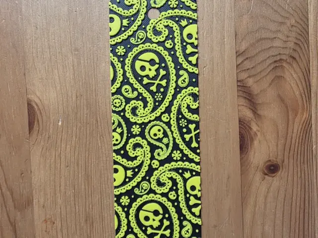 HueForge model: Skull Bookmark by Morganja