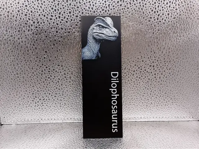 HueForge model: Dilophosaurus Bookmark hueforge by Borishotch Industries