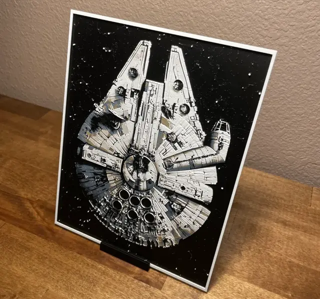 HueForge model: Star Wars - Millennium Falcon (better quality) by Cloudy Nostalgia
