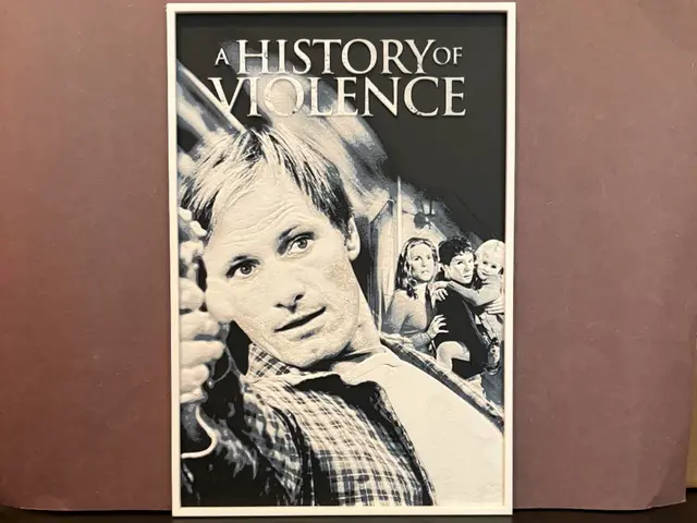 HueForge model: A History of Violence Hueforge by Estiv