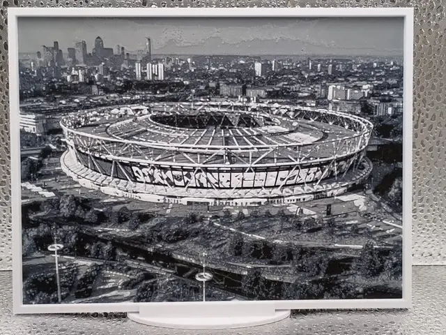 HueForge model: West Ham United - London Stadium Hueforge by Borishotch Industries