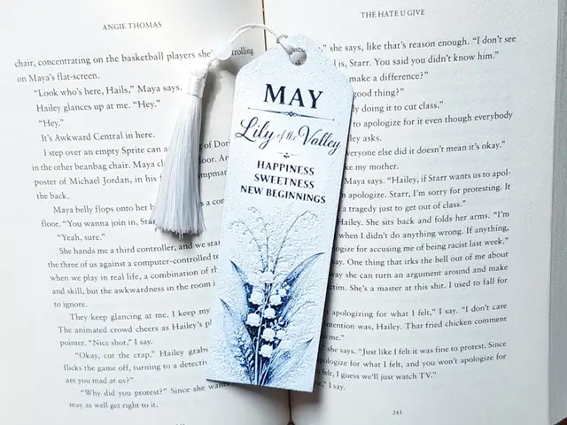 HueForge model: Bookmark, May Flower, Birth Month by Dame Jo