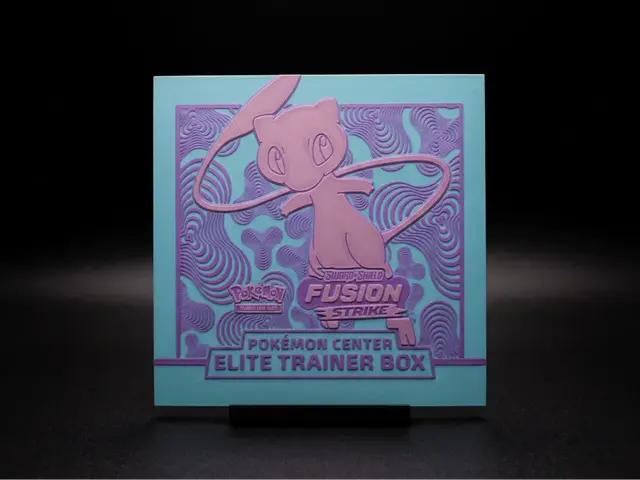 HueForge model: Fusion Strike Elite Trainer Box by Led