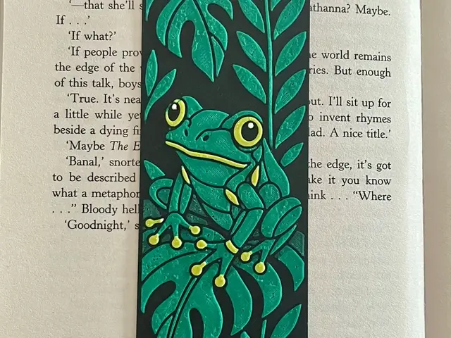 HueForge model: Frog Bookmark by HexarHaus