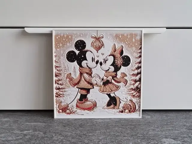 HueForge model: Disney Mickey & Minnie Mouse Christmas Hueforge by RIVY3Dprint