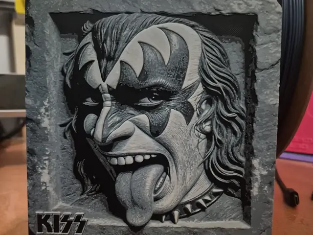 HueForge model: kiss slate by Buntsta