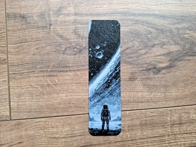 HueForge model: Spaceman / Astronaut 3 bookmark - hueforge by EternalDesigns3D