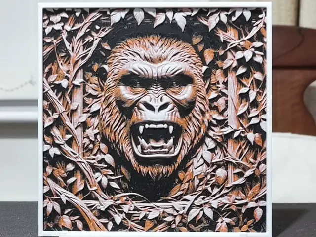 HueForge model: Wood Carving Gorilla - HueForge 3 Color by BoDad