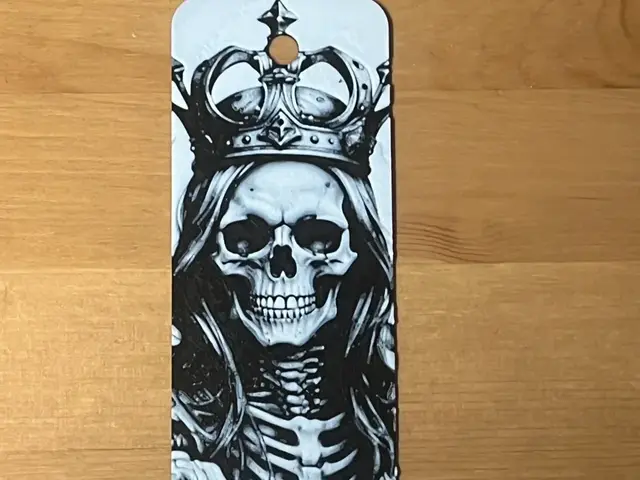 HueForge model: queen skull bookmark by Morganja