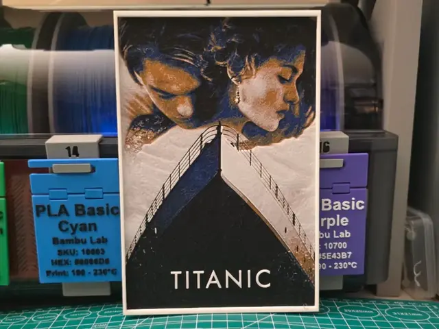 HueForge model: Titanic Movie Poster - Hueforge Art by Lumpy3D
