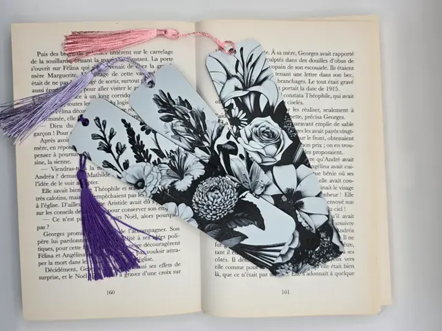 HueForge model: Bookmarks Flowers by Kactus Fpv