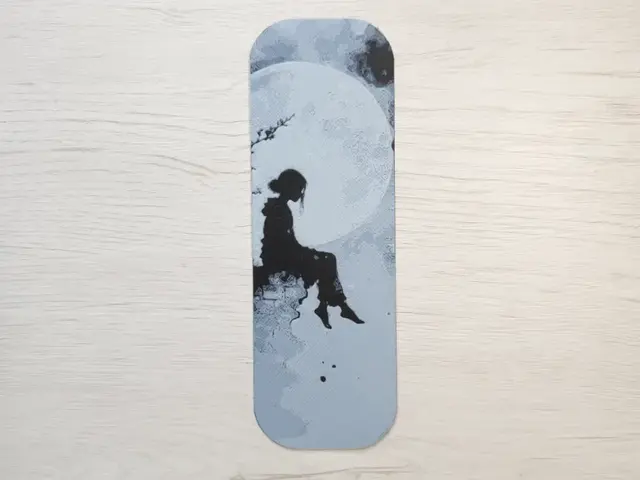 HueForge model: Girl Moon Bookmark by Atrus Design