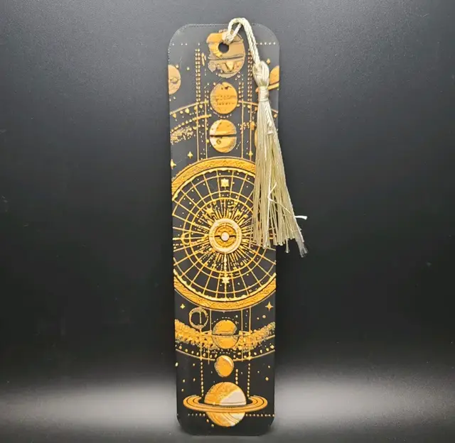 HueForge model: Aligned Planets Bookmark by the_bearded_jedi