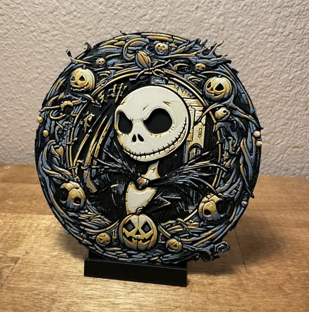 HueForge model: Hueforge - Jack Skellington - Wreath by Cloudy Nostalgia