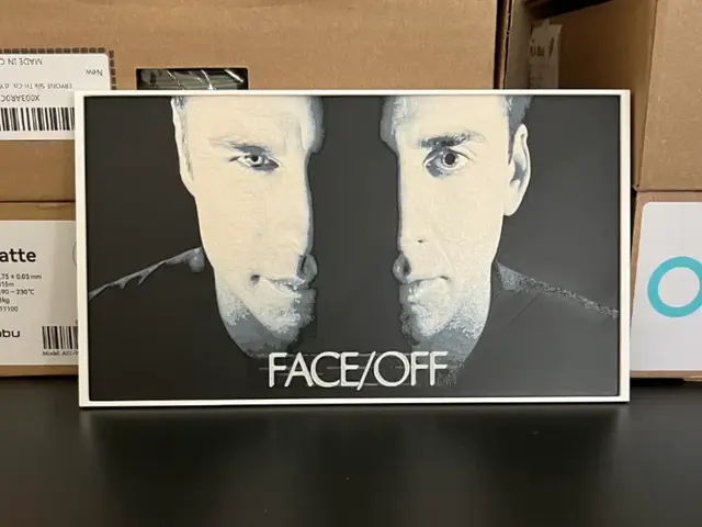 HueForge model: Face Off Hueforge by Estiv