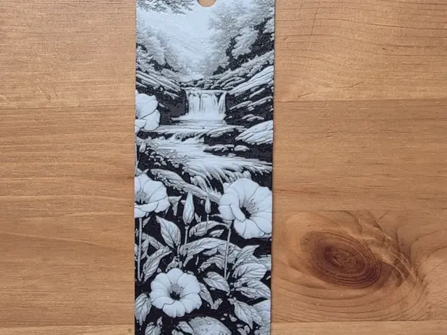 HueForge model: Waterfall Bookmark by Morganja