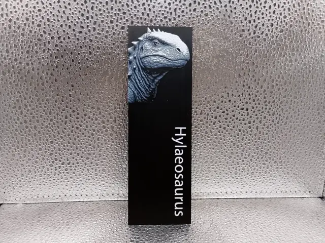 HueForge model: Hylaeosaurus Bookmark hueforge by Borishotch Industries