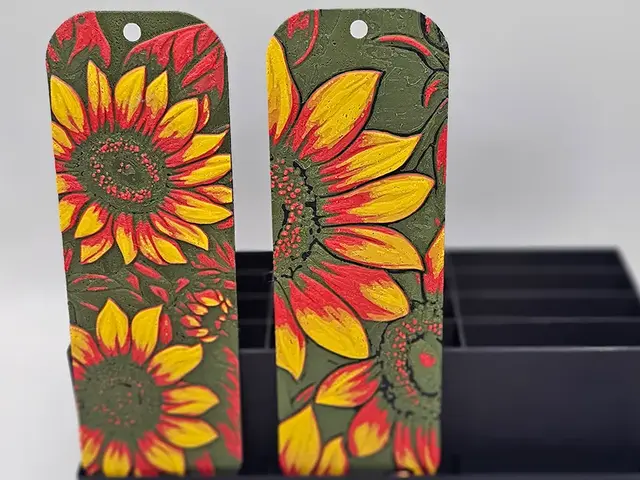 HueForge model: Sunflower Bookmarks - Hueforge by doodleddigital