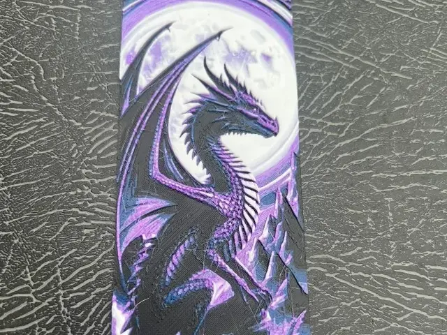 HueForge model: Dragon Moon bookmark - FREE commercial license by Leafy