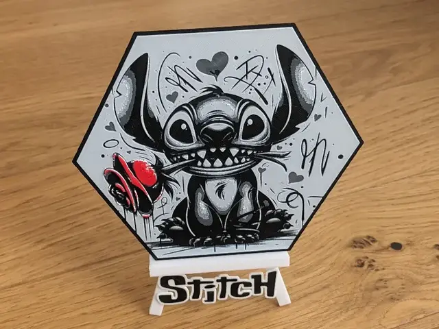 HueForge model: STITCH Valentine's Day Hex Hueforge 1 by Seb3D
