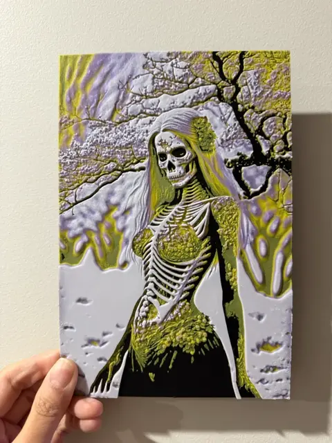 HueForge model: Skeleton in Blossoms by cyanidesugar