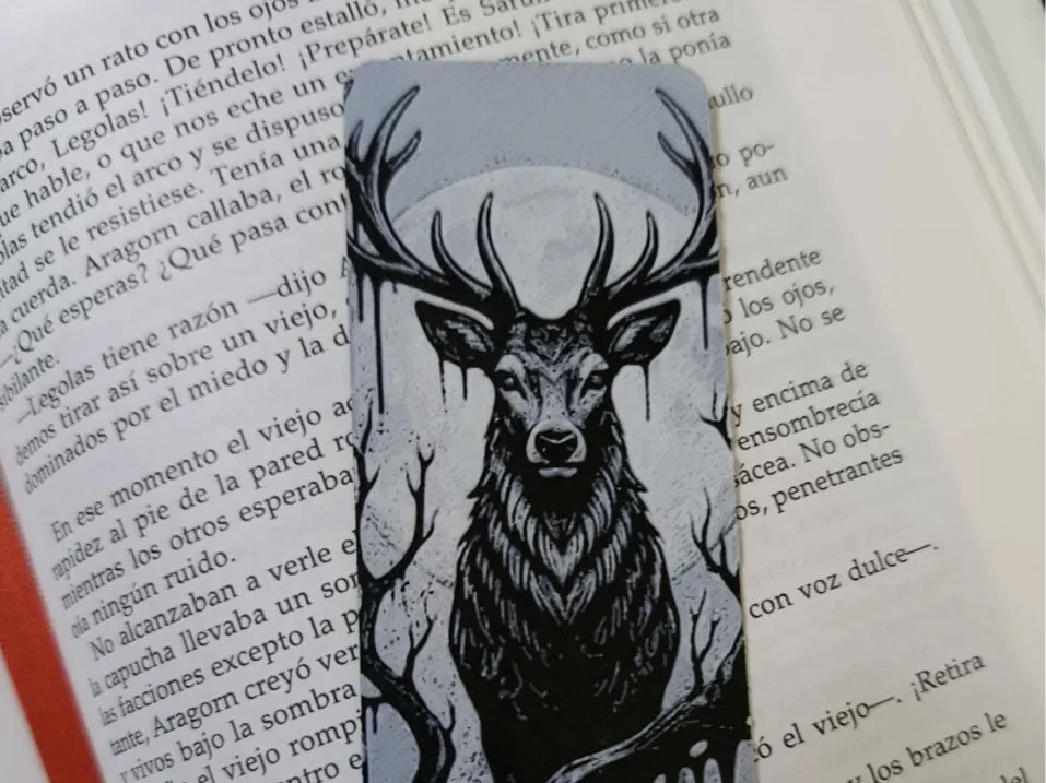 Gothic Deer Bookmark by FYTY112 HueForge model: Gothic Deer Bookmark by FYTY112
