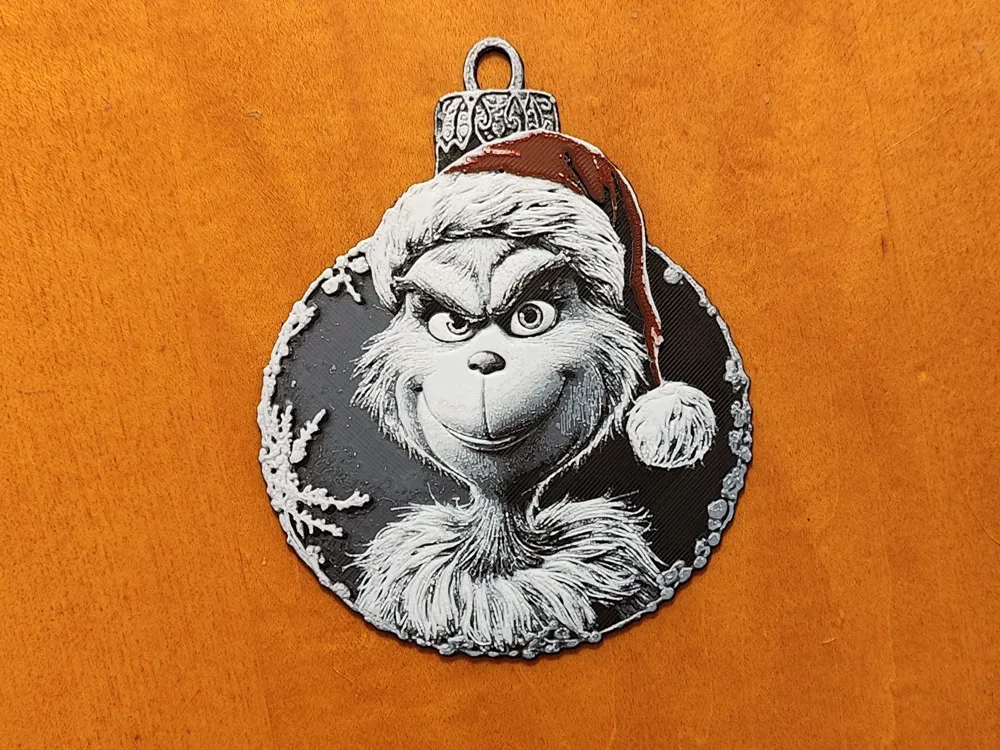 The Grinch Christmas Ornament Decoration Bauble by Sarge HueForge model: The Grinch Christmas Ornament Decoration Bauble by Sarge