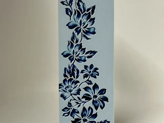HueForge model: Flower Bookmark by Morganja