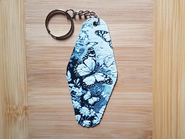 HueForge model: Keychain, Hotel/Motel Style, Butterfly by Dame Jo