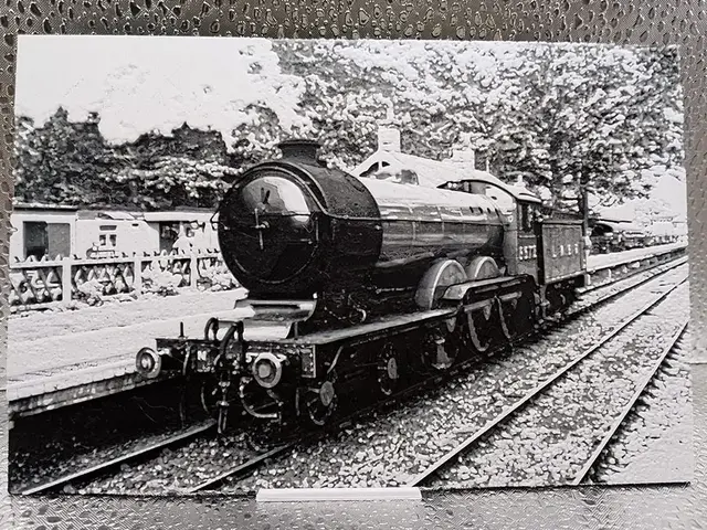 HueForge model: LNER B12 – 8572 Steam Locomotive Hueforge by Borishotch Industries