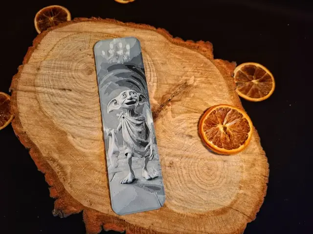 HueForge model: Harry Potter Dobby 2 bookmark by EternalDesigns3D