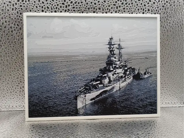 HueForge model: HMS Resolution – Hueforge by Borishotch Industries