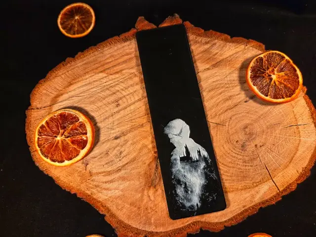 HueForge model: Harry Potter fantasy 2 bookmark - hueforge by EternalDesigns3D