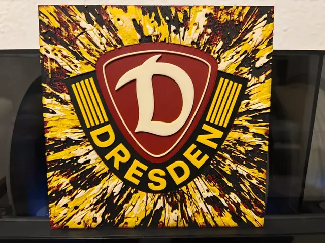 HueForge model: Dynamo Dresden Logo "Space" Hueforge by Reeftank&more