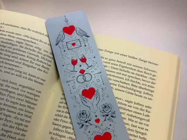 HueForge model: Romantic Bookmark – Hearts & Love - Valentine by Loupes