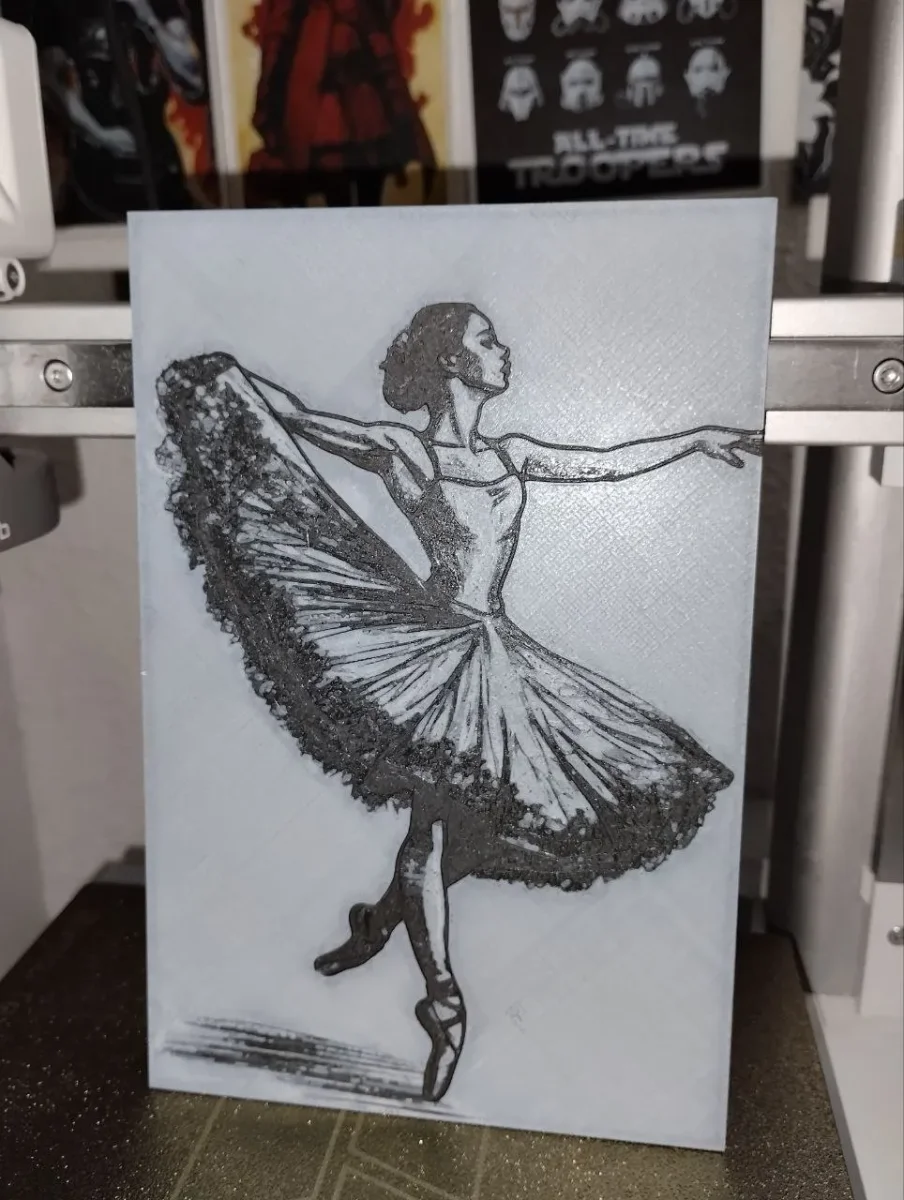 Bailarina de ballet by FYTY112 HueForge model: Bailarina de ballet by FYTY112