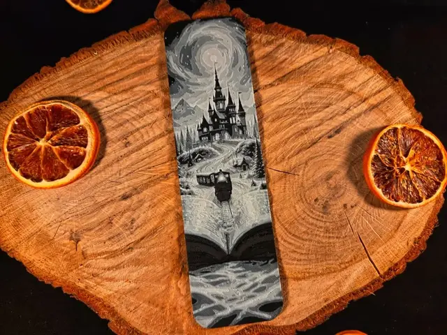 HueForge model: Harry Potter Magic book Hogwarts &train 2 bookmark by EternalDesigns3D
