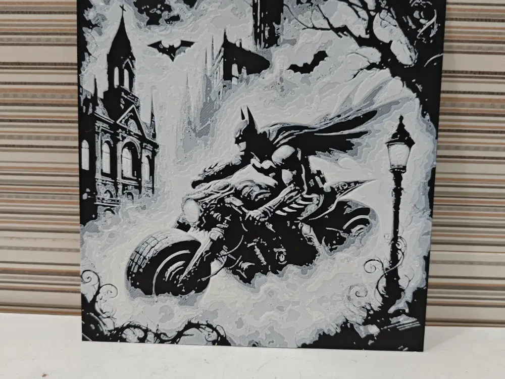 Hueforge Batman and his motorcycle by Litolunar HueForge model: Hueforge Batman and his motorcycle by Litolunar