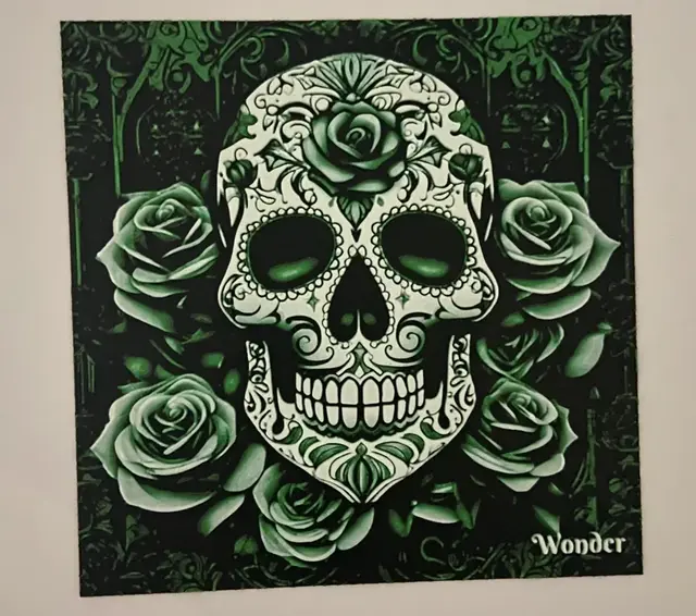 HueForge model: green rose and skull by Morganja