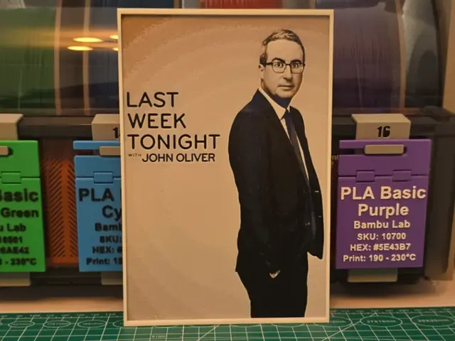 HueForge model: Last Week Tonight with John Oliver - Hueforge Art by Lumpy3D