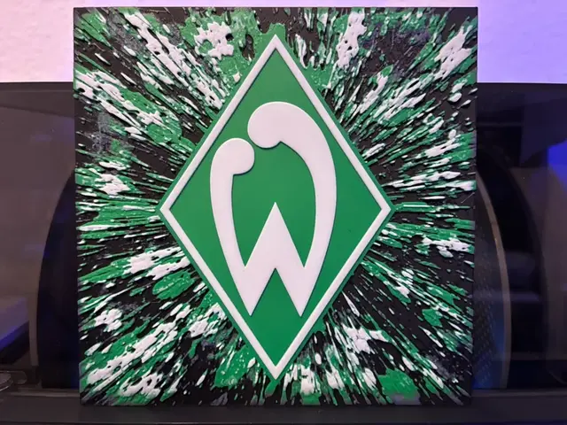 HueForge model: SV Werder Bremen Logo "Space" Hueforge by Reeftank&more