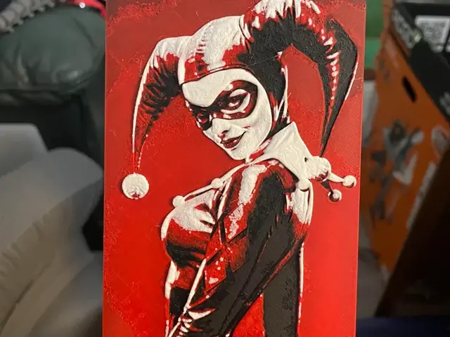 HueForge model: Harley Quinn Jester Hueforge by Advancedtechworldwide