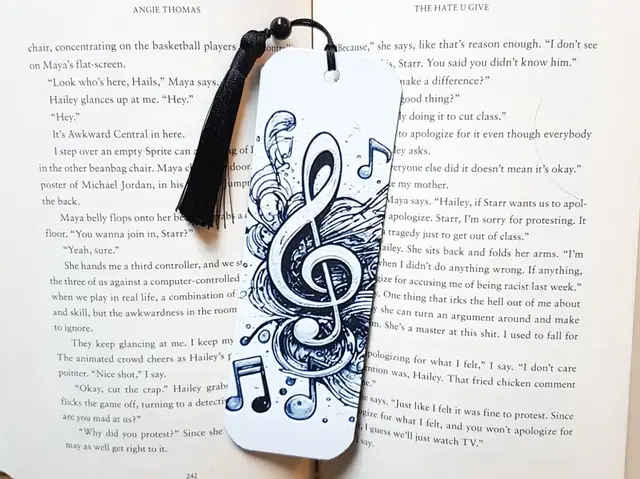 HueForge model: Bookmark, Musical Notes by Dame Jo
