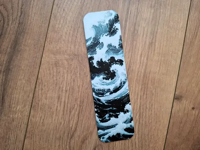 HueForge model: Ocean waves bookmark by EternalDesigns3D