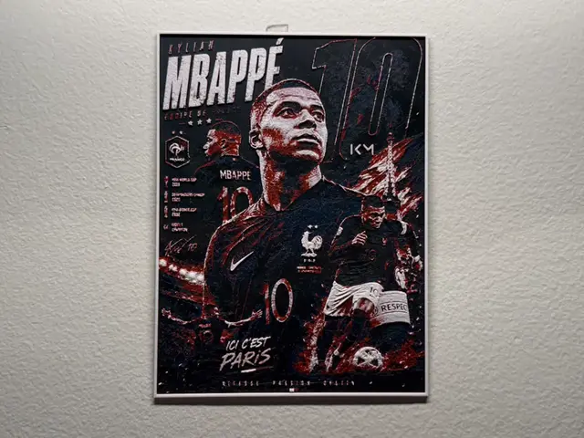 HueForge model: Kylian Mbappé France WorldCup Player Card HueForge by liv_3d