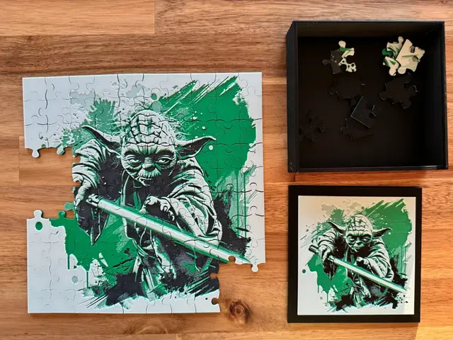 HueForge model: PUZZLE - Yoda - Lightsaber by Canadian Gamer