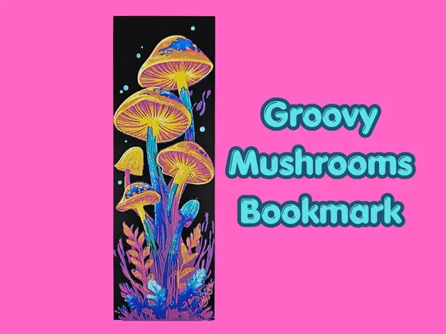 HueForge model: Groovy Mushrooms Bookmark by BusyKikiBee